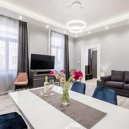 Prime Star Deak Ter Modern Luxury Apartments บูดาเปสต์ ภายนอก รูปภาพ