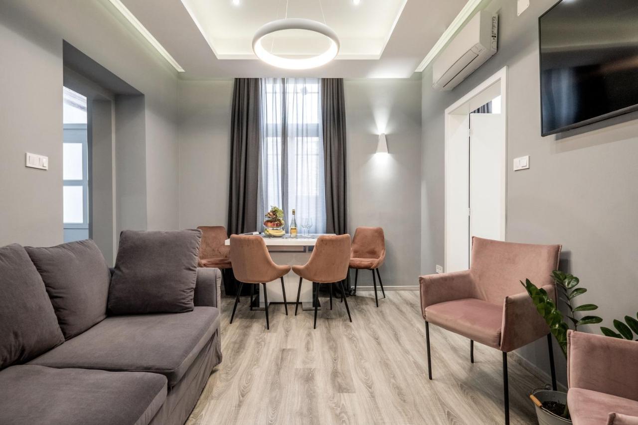 Prime Star Deak Ter Modern Luxury Apartments บูดาเปสต์ ภายนอก รูปภาพ