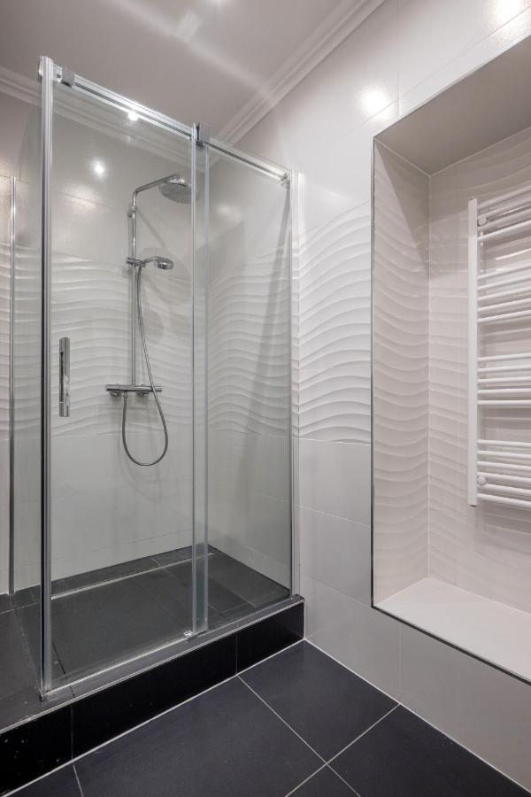 Prime Star Deak Ter Modern Luxury Apartments บูดาเปสต์ ภายนอก รูปภาพ