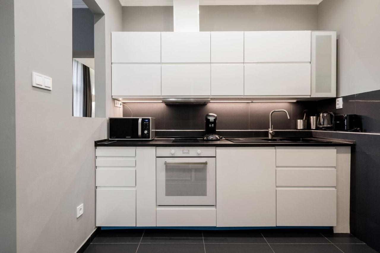 Prime Star Deak Ter Modern Luxury Apartments บูดาเปสต์ ภายนอก รูปภาพ