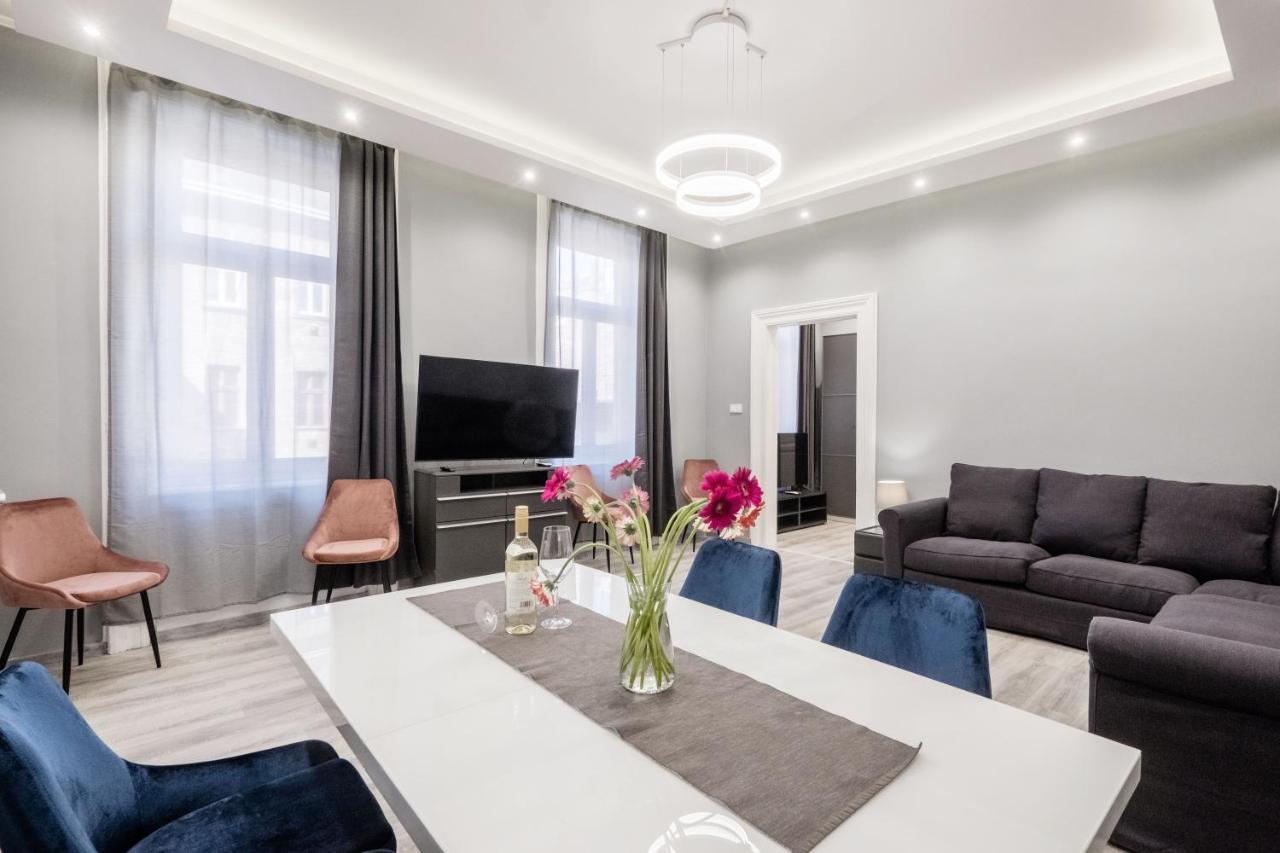 Prime Star Deak Ter Modern Luxury Apartments บูดาเปสต์ ภายนอก รูปภาพ