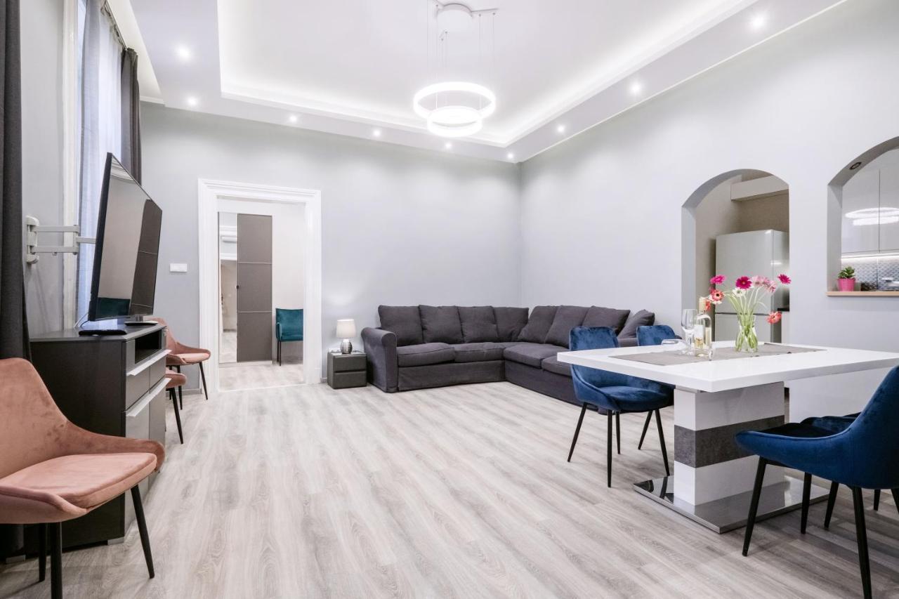 Prime Star Deak Ter Modern Luxury Apartments บูดาเปสต์ ภายนอก รูปภาพ
