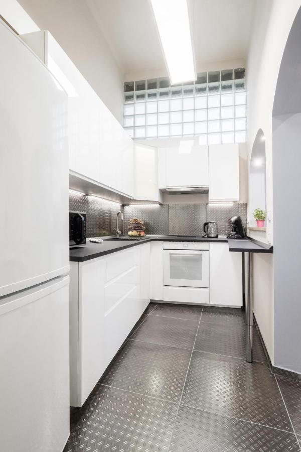 Prime Star Deak Ter Modern Luxury Apartments บูดาเปสต์ ภายนอก รูปภาพ